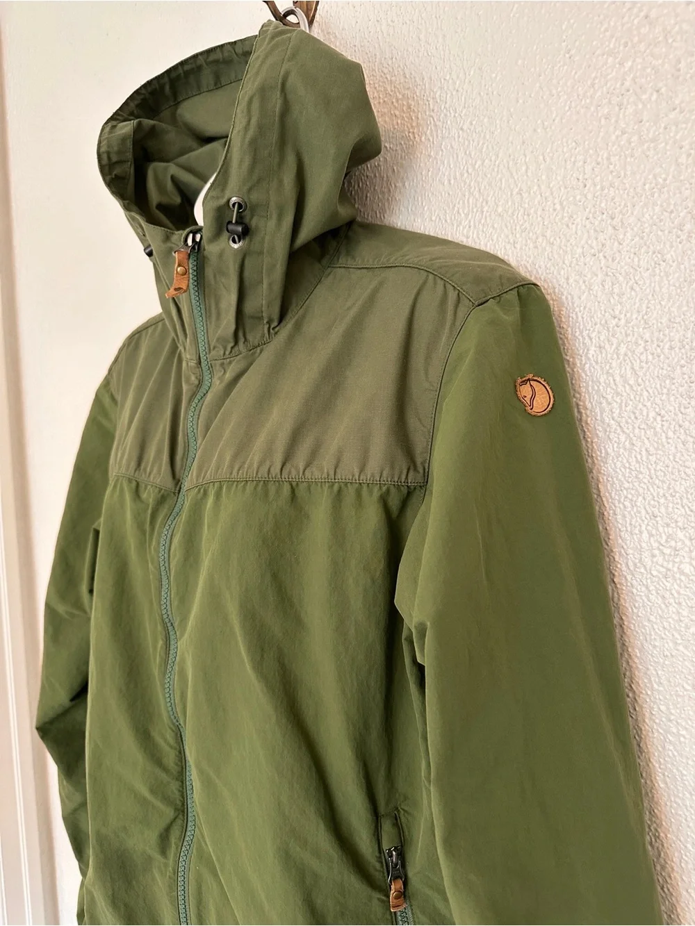 Fjallraven olive green ABISKO MIDSUMMER JACKET M